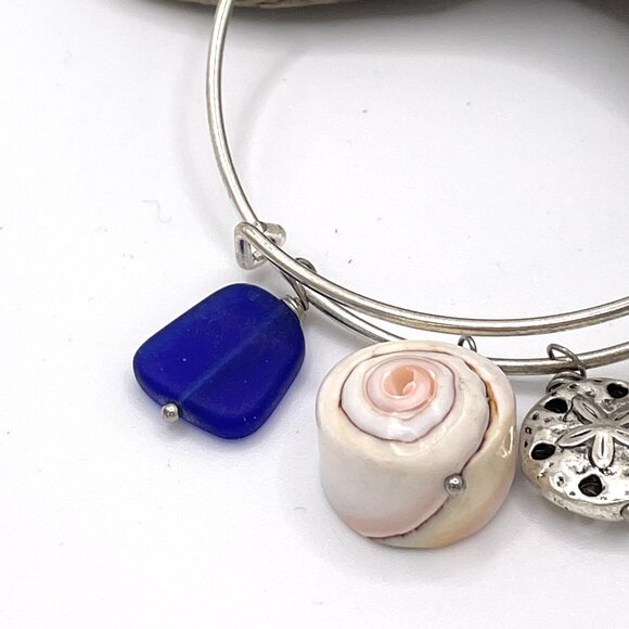 Adjustable Sea Glass Sea Shell Charm Silver Bracelet - Picture 2 of 4